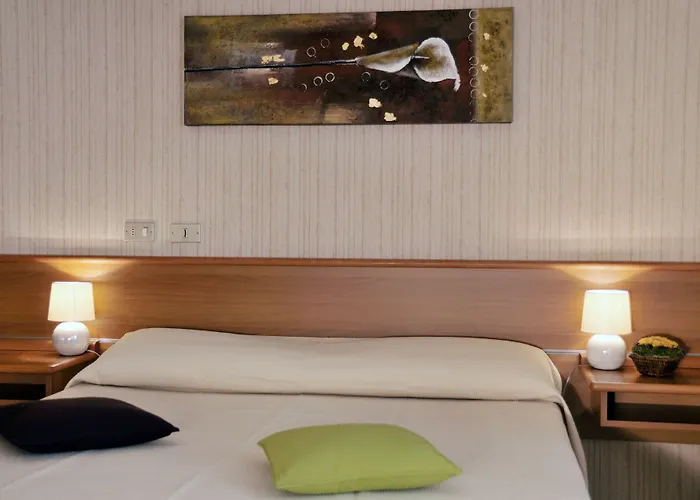 Hotel Residence Ulivi E Palme